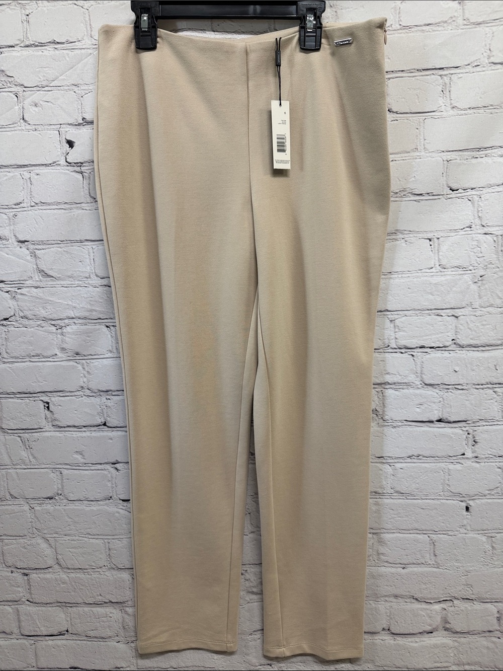 T Tahari Side Zip Slim Leg Pants size 6 NWT